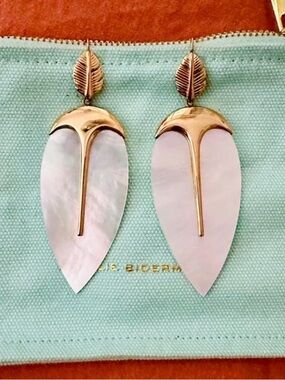 NWT Aurelie Bidermann Mother of Pearl Gold Drop Earrings